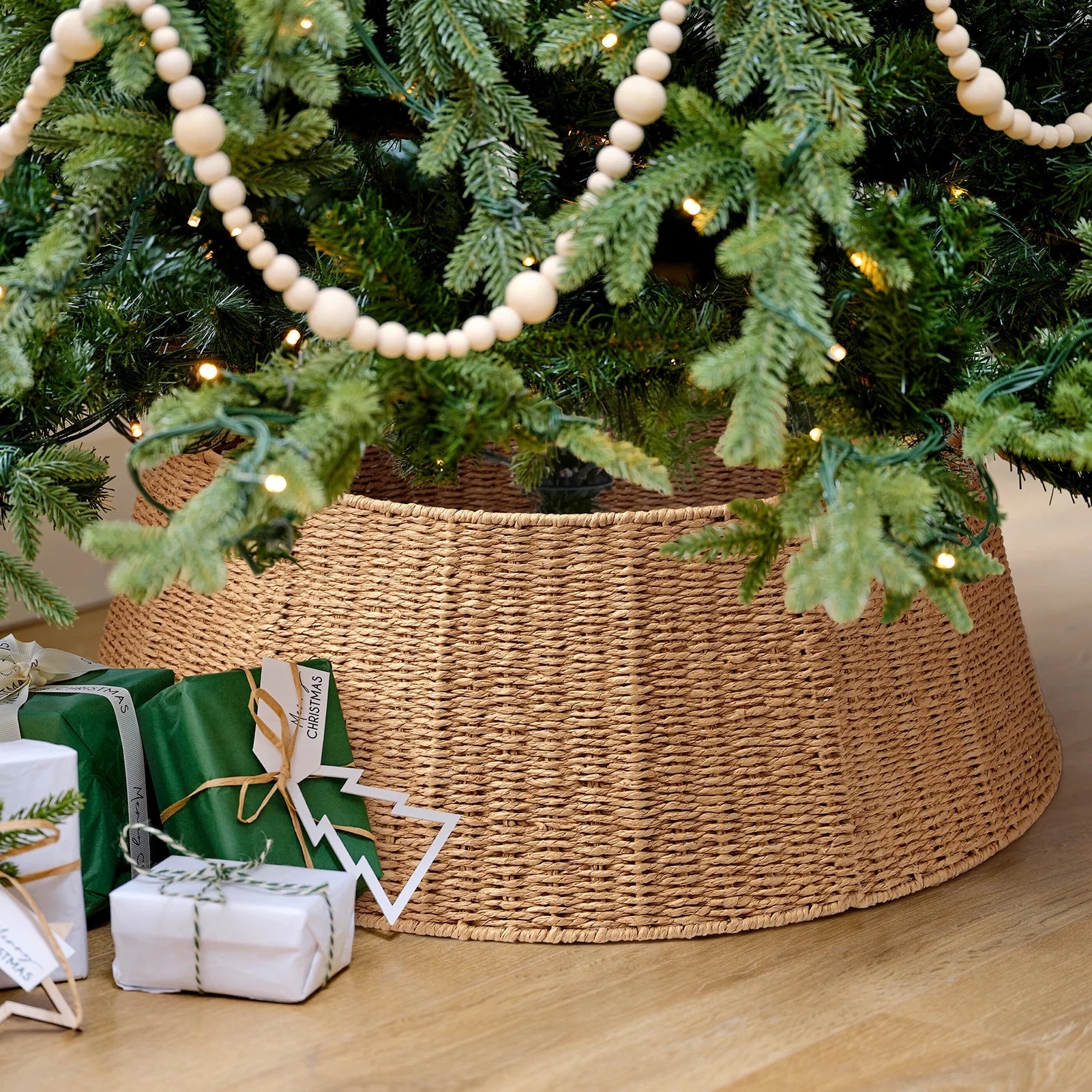 26 Inch Christmas Tree Collar, Christmas Tree Skirt Cover for Christmas Tree Decorations | Rattan (Natural)