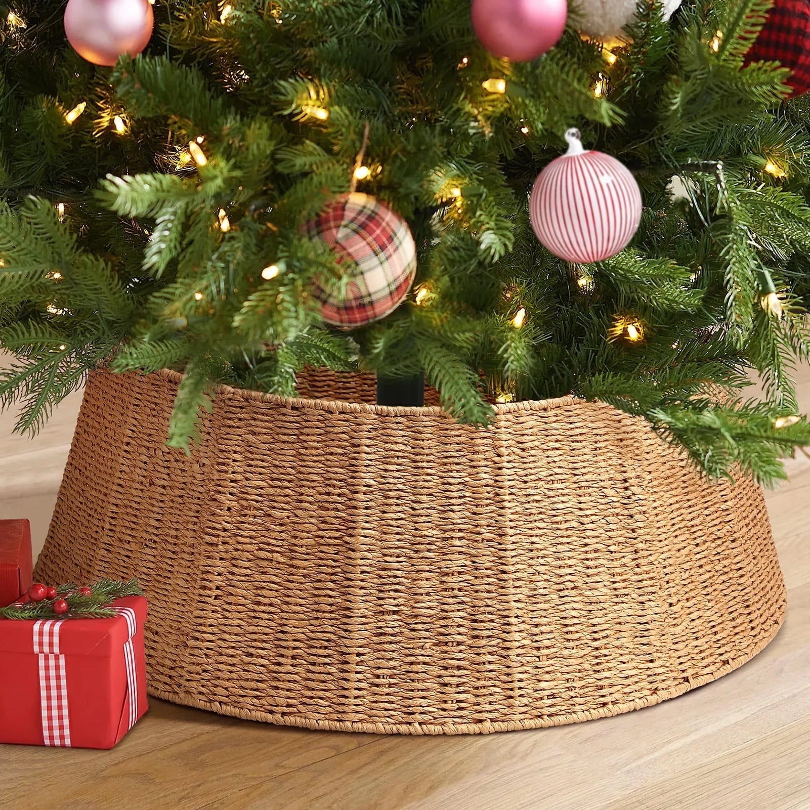 26 Inch Christmas Tree Collar, Christmas Tree Skirt Cover for Christmas Tree Decorations | Rattan (Natural)